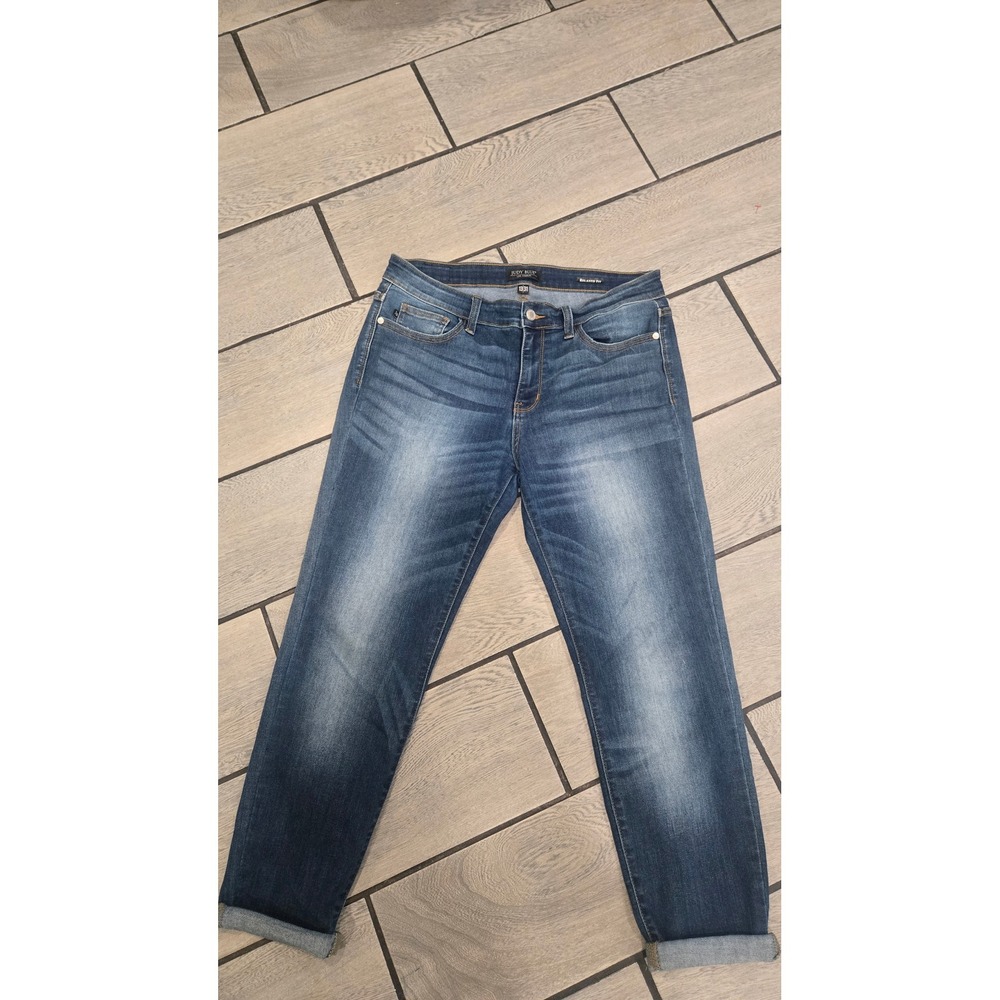 Judy Blue Los Angeles Relaxed Fit Jeans Medium Wash Denim Sz 13/31